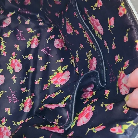 Betsey Johnson Tote / Shoulder Bag - Picture 11 of 11